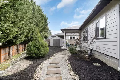 211 SE Woody Ct, Myrtle Creek, OR 97457 - Photo 34