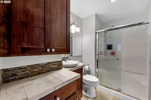 12312 NE Brazee St, Portland, OR 97230 - Photo 20