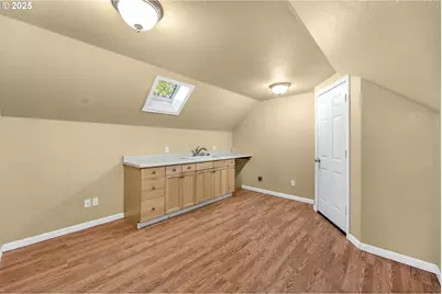 12312 NE Brazee St, Portland, OR 97230 - Photo 30