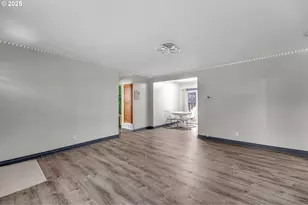 12312 NE Brazee St, Portland, OR 97230 - Photo 6