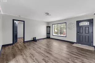 12312 NE Brazee St, Portland, OR 97230 - Photo 8