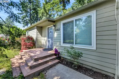 12312 NE Brazee St, Portland, OR 97230 - Photo 4