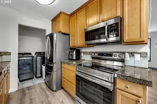 12312 NE Brazee St, Portland, OR 97230 - Photo 12