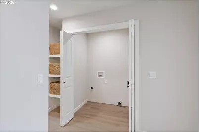 815 SW 13th St #3, Newport, OR 97365 - Photo 12