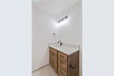 815 SW 13th St #3, Newport, OR 97365 - Photo 20