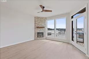 815 Southwest 13th Street, Newport, OR 97365 - Photo 6