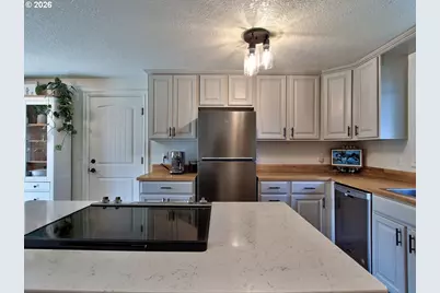 8206 SW Ponca Ct, Tualatin, OR 97062 - Photo 4