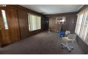 677 W Main St, John Day, OR 97845 - Photo 4