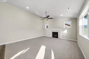 1148 SE Owyn Dr, Hermiston, OR 97838 - Photo 2