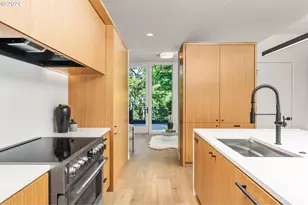 2791 NW Thurman St, Portland, OR 97210 - Photo 16