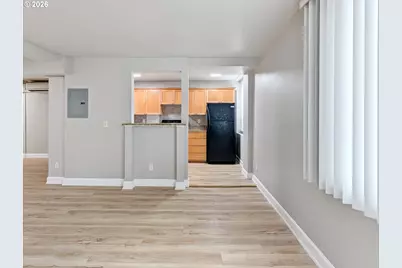 1205 SW Cardinell Dr #609, Portland, OR 97201 - Photo 10