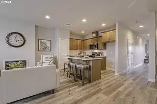 478 E Wilson St, Carlton, OR 97111 - Photo 4