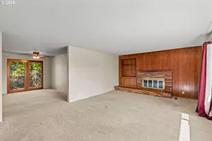298 51st St, Springfield, OR 97478 - Photo 4