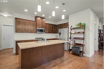 4007 NE Tacoma Ct, Camas, WA 98607 - Photo 8