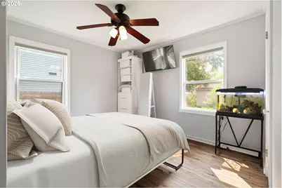 10520 SE Holgate Blvd, Portland, OR 97266 - Photo 18