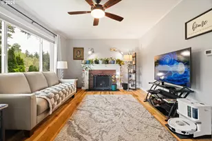 10520 SE Holgate Blvd, Portland, OR 97266 - Photo 8