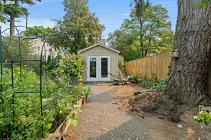 10520 SE Holgate Blvd, Portland, OR 97266 - Photo 36