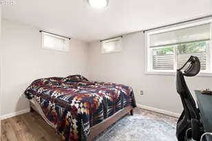 10520 SE Holgate Blvd, Portland, OR 97266 - Photo 24