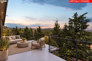 18284 Meadowlark Ln, Lake Oswego, OR 97034 - Photo 4