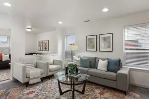 827 NW 1st Ave, Canby, OR 97013 - Photo 4