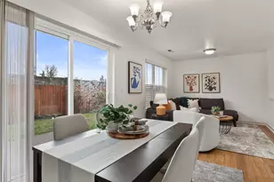 827 NW 1st Ave, Canby, OR 97013 - Photo 12