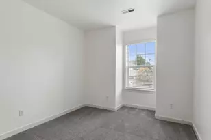 827 NW 1st Ave, Canby, OR 97013 - Photo 26