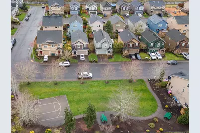 827 NW 1st Ave, Canby, OR 97013 - Photo 40