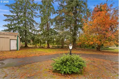 12602 NE Fry Rd, Aurora, OR 97002 - Photo 42