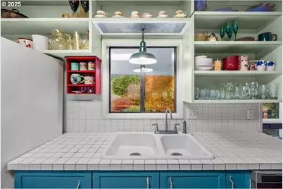 12602 NE Fry Rd, Aurora, OR 97002 - Photo 14