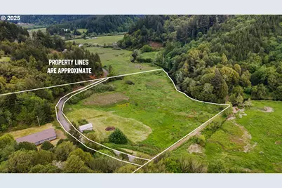 63562 Daniels Creek Rd, Coos Bay, OR 97420 - Photo 8