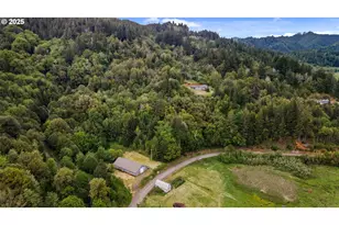 63562 Daniels Creek Rd, Coos Bay, OR 97420 - Photo 6