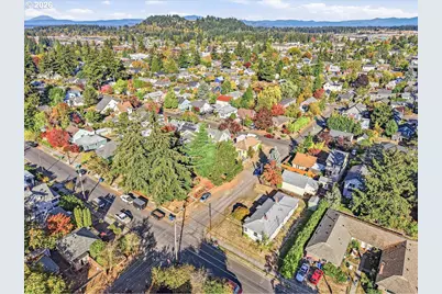 7404 NE Hassalo St, Portland, OR 97213 - Photo 38