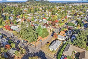 7404 NE Hassalo St, Portland, OR 97213 - Photo 38