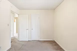 7404 NE Hassalo St, Portland, OR 97213 - Photo 18