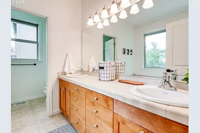 20800 Yosemite St, Aurora, OR 97002 - Photo 18