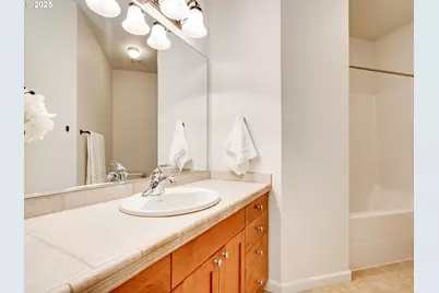 20800 Yosemite St, Aurora, OR 97002 - Photo 24