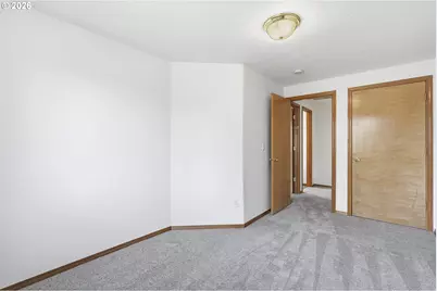 5718 SE Steele St, Portland, OR 97206 - Photo 26