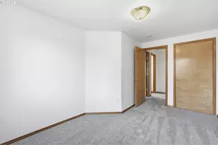 5718 SE Steele St, Portland, OR 97206 - Photo 26