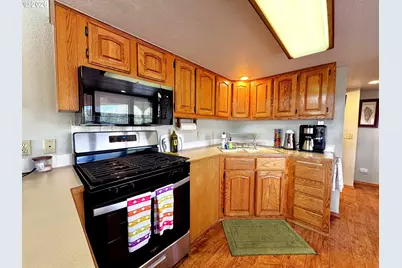 19921 Whaleshead Rd #OV13, Brookings, OR 97415 - Photo 16