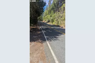 2999 Speaker Rd, Wolf Creek, OR 97497 - Photo 18