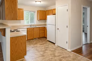 4724 NE 101st Ave, Portland, OR 97220 - Photo 10