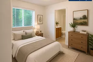 4724 NE 101st Ave, Portland, OR 97220 - Photo 8
