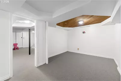 11122 NE Wygant St, Portland, OR 97220 - Photo 40