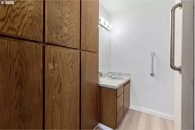 11122 NE Wygant St, Portland, OR 97220 - Photo 30