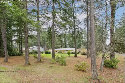 26041 Vista Dr, Veneta, OR 97487 - Photo 1