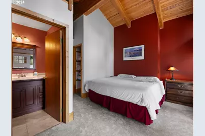 88940 E Round Mountain Loop, Government Camp, OR 97028 - Photo 18