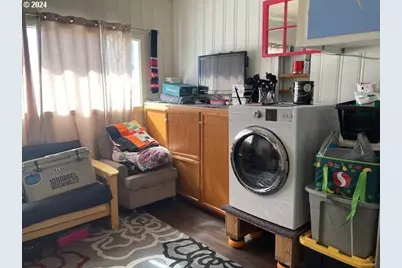 213 NW 4th Ave, John Day, OR 97845 - Photo 22