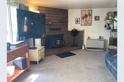 213 NW 4th Ave, John Day, OR 97845 - Photo 14