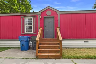 1800 NE 10th St, Hermiston, OR 97838 - Photo 2