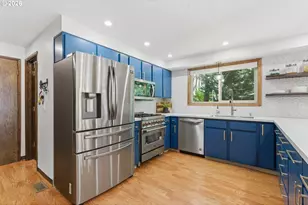14422 SE Charjan St, Clackamas, OR 97015 - Photo 8